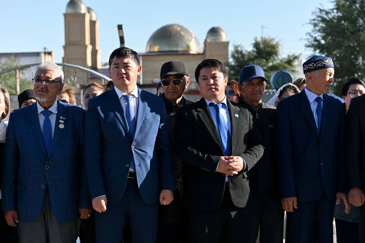В области Абай модернизируют 30 сельских библиотек: первая открылась в Абайском районе